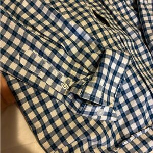 Wrangler Navy and White Plaid Button Down Shirt